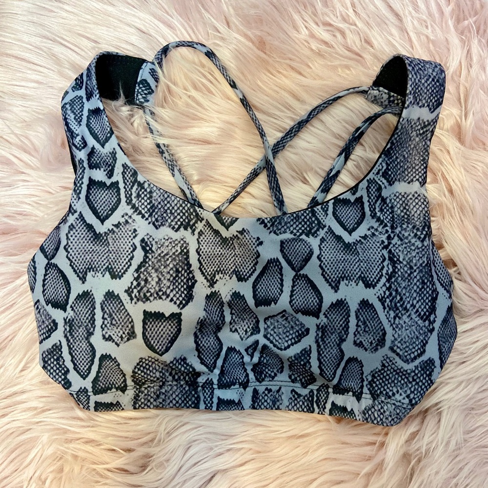 Onzie sports bra